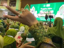 Warga Muslimat NU Digiring ke Prabowo-Gibran, Bawa-bawa Tuhan Agar Ikut Pilihan Khofifah!