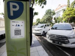 5 Ruas Jalan di Surabaya Jadi Pilot Project Pembayaran Parkir Pakai QRIS, Mana Saja?