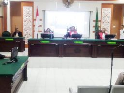 Kampanyekan Prabowo-Gibran di Balai Desa, Kades di Sidoarjo Divonis 5 Bulan Tanpa Dipenjara!