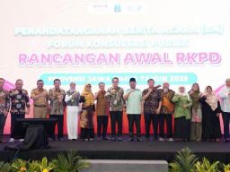 Khofifah Tinggalkan 4,1 Juta Orang Miskin di Jatim, Gus Sadad: Ada yang Hilang dari Era Imam Utomo dan Pakde Karwo!