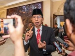 DPRD Surabaya Dukung Terobosan Pemkot Terapkan Program Satu Gamis Satu Sarjana