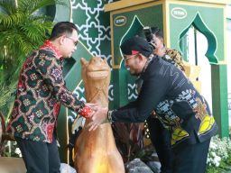Dijagokan Maju Pilgub Jatim 2024, Kelakar Bupati Fauzi: Memangnya Saya Pantas?