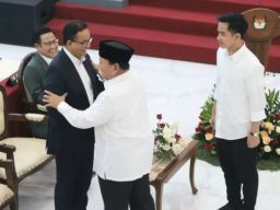 Sah Presiden Terpilih, Prabowo Masih Sindir Anies-Muhaimin: Saya Tahu Senyuman Anda Berat Sekali!