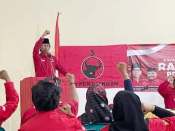 Jaga Tradisi Menang di Pilwali Surabaya, Akar Rumput PDIP Panasi Mesin Antar Eri-Armuji 2 Periode!