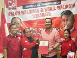 Bayu Airlangga Daftar Penjaringan Cawali Surabaya ke PSI, Dipuji Miliki DNA Antikorupsi!