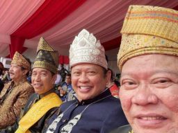 LaNyalla Klaim Direstui Jokowi Maju Lagi Ketua DPD RI: Memang Siapa Lagi Selain Pak Ketua?