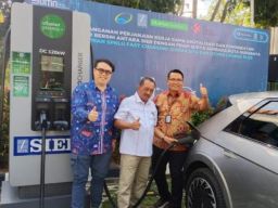 SIER Luncurkan Pengisian Energi Kendaraan Listrik Tercepat di Jatim