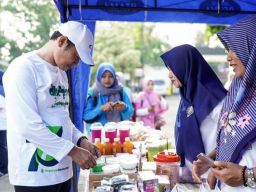 Yuhronur Dorong UMKM Lamongan Naik Kelas, Agar Sejajar dengan Pertanian dan Perikanan!