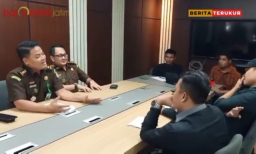 VIDEO: Dialog Ngegas GAM Jatim Vs Kejati Jatim soal Korupsi Hibah LPJU Lamongan (3)