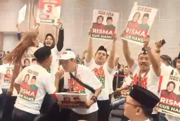 Pendukung Teriak Khofifah Wae, Kubu Risma-Gus Hans Beri Sindiran Menohok: KPK Wae!