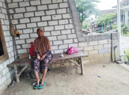 Bikin Pilu! NIK Dicatut Daftar Listrik 2200 Watt, Nenek di Lamongan Gagal Berobat