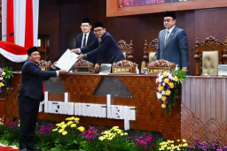 JGU Telan Penyertaan Modal Rp 785,6 M! Simak Strategi Pj Gubernur Jatim Tarik PAD