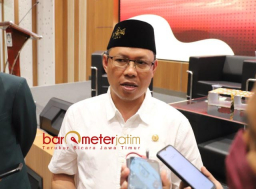 Petani di Bojonegoro Protes, Nawardi Desak Pertamina Hentikan Buang Limbah ke Sungai!