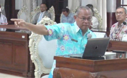 Ditantang Jadi BLUD Murni, Direktur RSUD Soewandhie: Kaki Saya Diikat tapi Disuruh Lari!