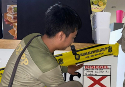 Koar-koar di Medsos Mengandung Alkohol, Akhirnya Stan Es Krim di Surabaya Disegel!