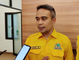 Golkar Sentil Setoran PAD Tak Tembus Rp 600 M: BUMD Jatim Butuh Badan Khusus!