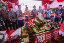 Malam Tasyakuran HUT ke-80 RI, Eri Cahyadi Sebut 3 Hal Ini Masih 'Jajah' Surabaya!