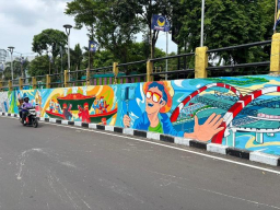 Pemkot Surabaya Buru Pelaku Vandalisme Mural, Eri Cahyadi: Cari Sampai Ketemu!