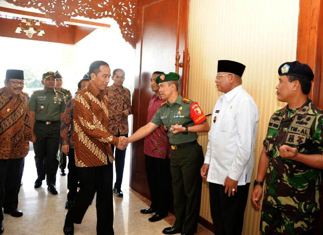 Kunjungan 15 Menit untuk Kesembuhan Kiai Hasyim
