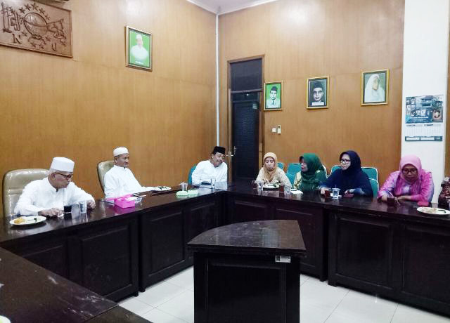 PWNU Jatim Tak Larang Muslimat NU Dukung Khofifah