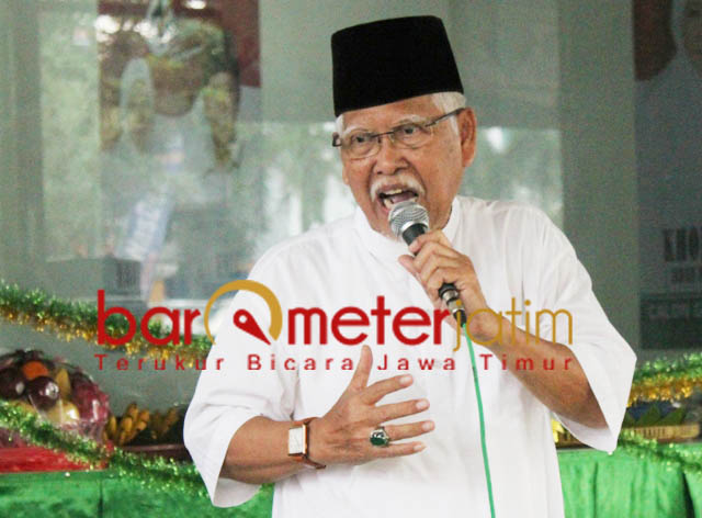 Kiai Robbach, wakafkan dirinya untuk kemenangan Jokowi-Kiai Ma'ruf. | Foto: Barometerjatim.com/roy hasibuan