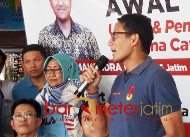 Sandiaga Uno, isu ekonomi lebih strategis ketimbang urusan 'wudhu gayung'. | Foto: Barometerjatim.com/natha lintang