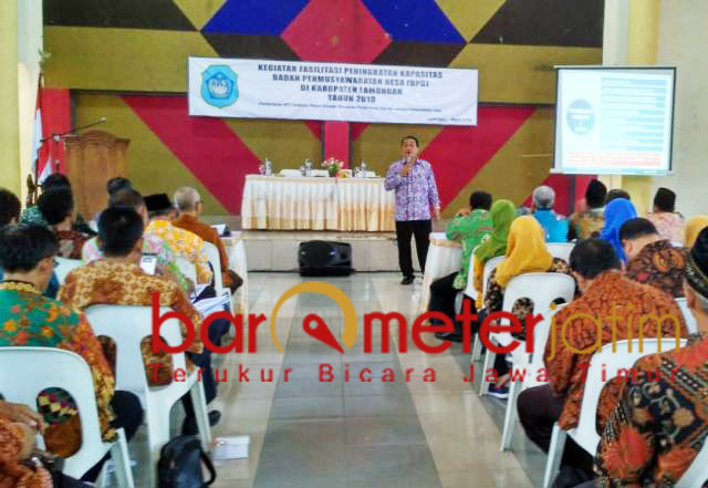 Pemkab Lamongan gembleng kepala BPD jelang Pilkades serentak. | Foto: Barometerjatim.com/hamim anwar