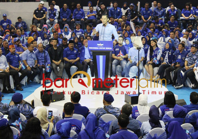AHY, pidato politik Partai Demokrat di DBL Arena, Surabaya, Sabtu (13/4/2019). | Foto: Barometerjatim.com/roy hs
