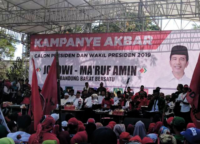 Ma'ruf Amin kampanye terbuka di Padalarang, Kabupaten Bandung Barat, Selasa (9/4/2019). | Foto: Ist