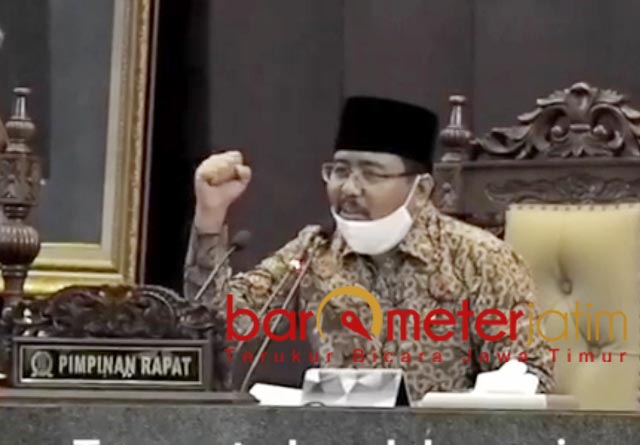 Sadad Warnai Paripurna DPRD Jatim dengan Harlah ke-60 PMII