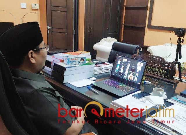 WEBINAR: Anwar Sadad mengisi webinar Fakultas Pertanian UPN Veteran Surabaya. | Foto: Barometerjatim.com/ROY HS