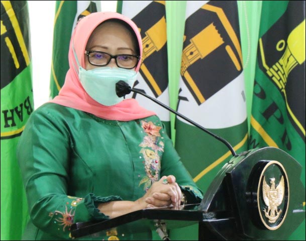 Mundjidah Calon Ketua PPP Jatim di Usia 73, Nih Kiprahnya