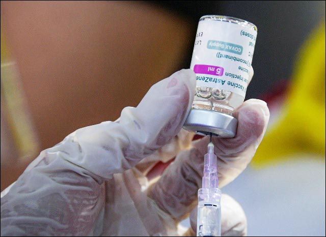 VAKSINASI: Covid-19 varian Omicron berdampak ringan bagi yang sudah melakukan vaksin. | Foto: Kemenkes