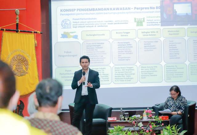 Isi Kuliah Kebangsaan di FISIP UI, Emil Dardak: Mahasiswa Jangan Jadi Distracted Generation