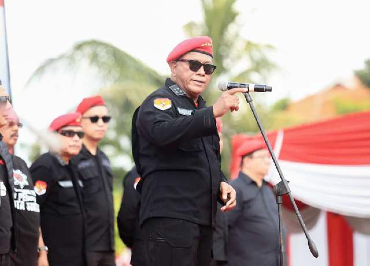 Komarudin Watubun Lecut 5.000 Satgas di Surabaya: Bergerak ketika Megawati dan Simbol PDIP Dilukai!