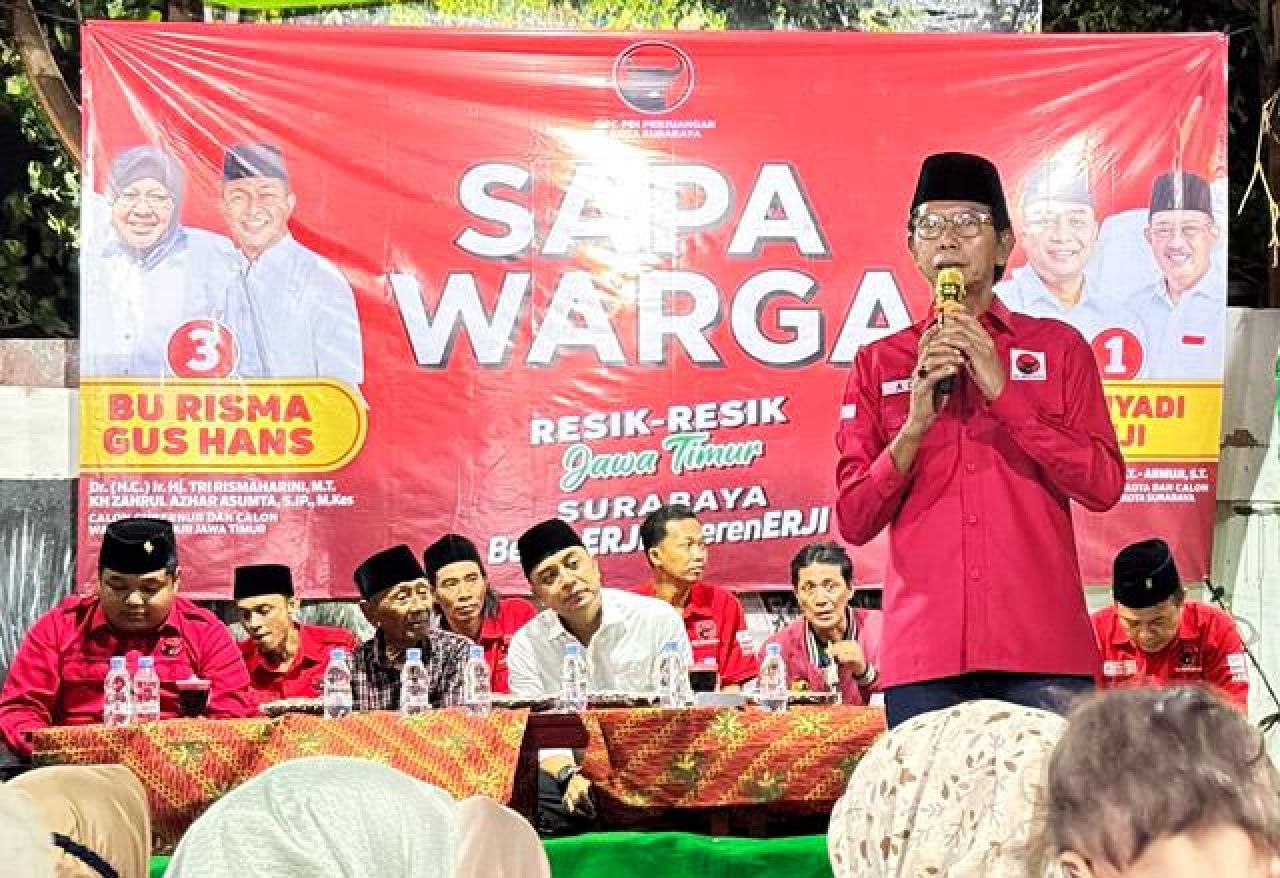 AYO KE TPS: Adi Sutarwijono, ajak warga coblos Risma-Gus Hans dan Eri Cahyadi-Armuji. | Foto: Barometerjatim.com/RQ