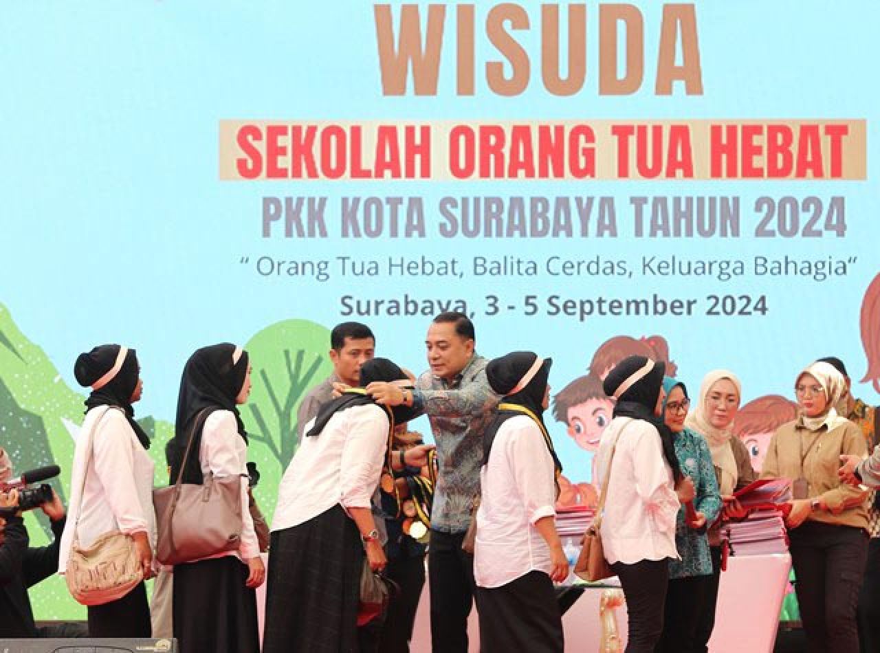 12.440 Peserta SOTH Surabaya Diwisuda, Eri Cahyadi: Jangan Lelah Didik Putra Putri!