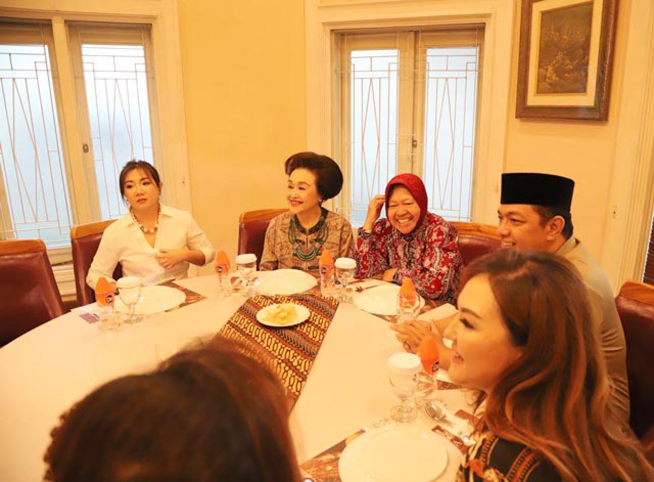 VIDEO: Bertemu Influencer, Risma Sebut Nama Gubernur Jatim Sudah Ada!
