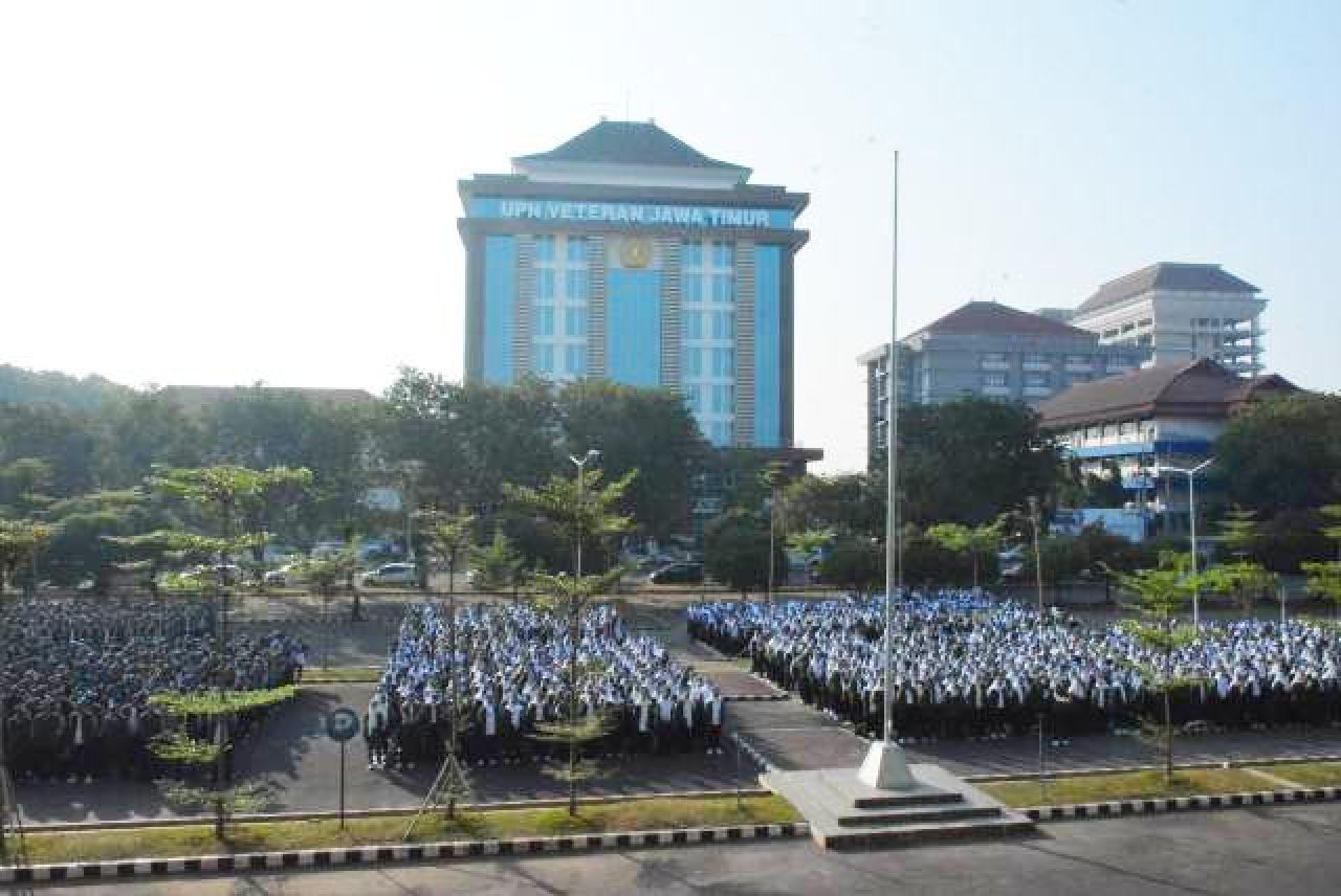 TURUN KE WARGA: Ribuan mahasiswa UPN Jatim akan diterjunkan ke kelurahan di Surabaya. | Foto: Barometerjatim.com/HPS