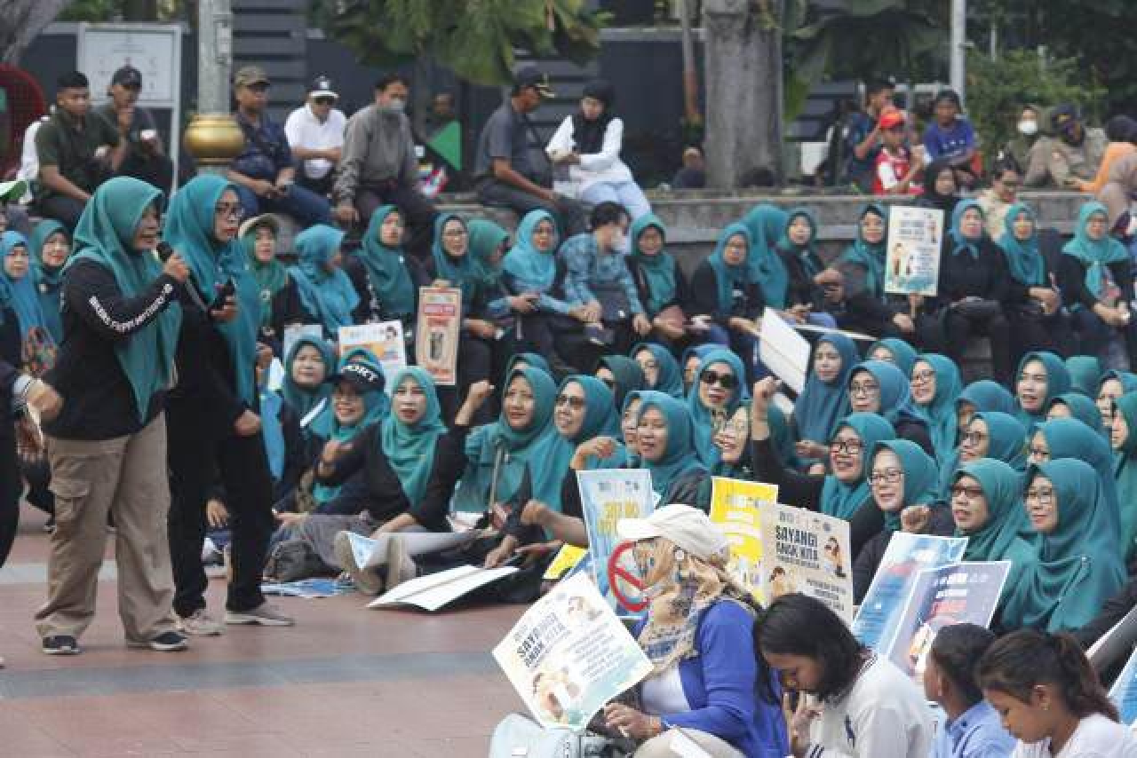 Dimotori PKK, CFD di Surabaya Jadi Ajang Kampanye Stop Perkawinan Anak!
