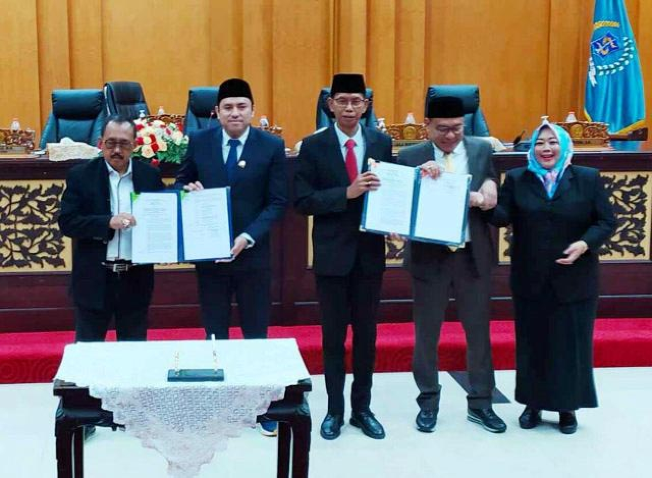 DPRD Surabaya Sahkan Perda YEKAPE dan Pengembangan Ekonomi Kreatif