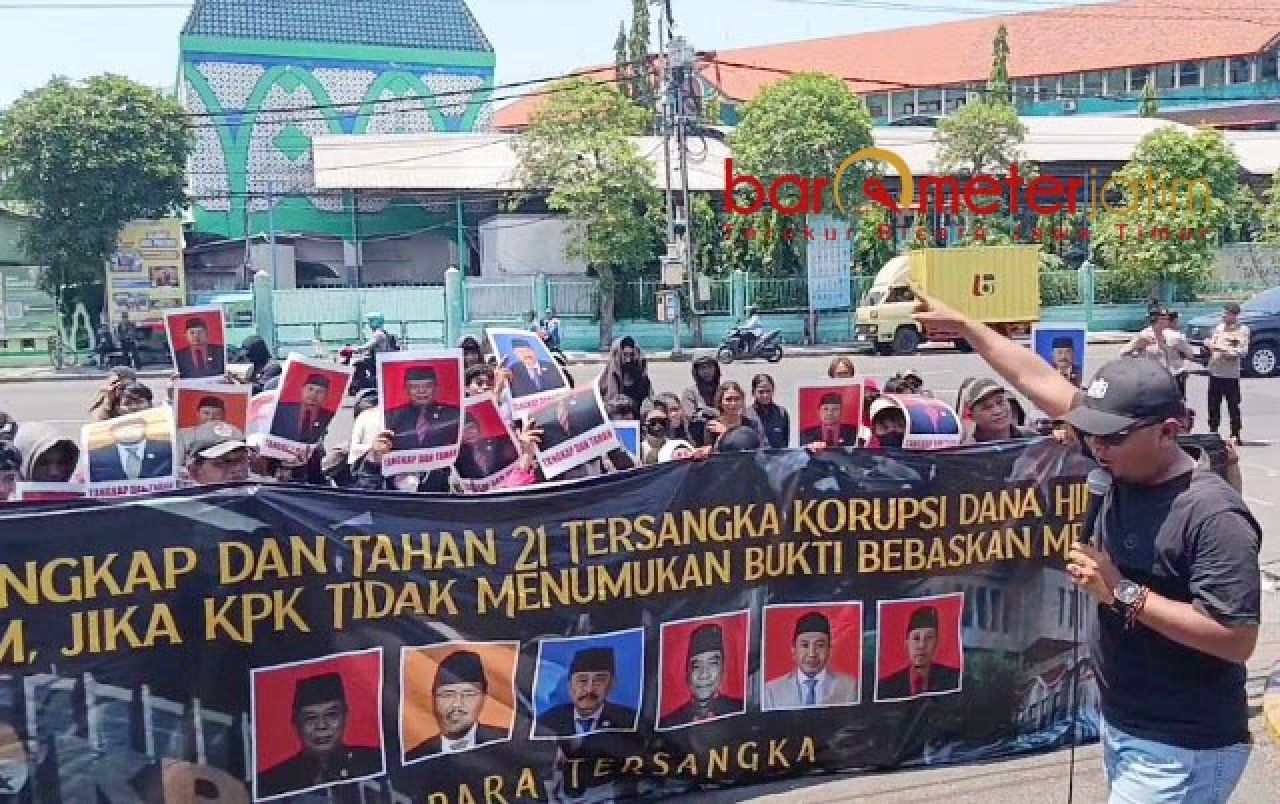 JANGAN OMON-OMON: Musfiq, KPK jangan omon-omon bakal upaya paksa 21 tersangka korupsi hibah. | Foto: Barometerjatim.com/BKT