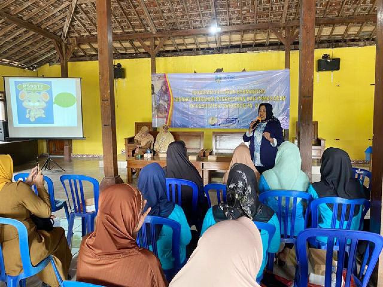 PETI KOIN BERMANTRA: DKP gelar program Peti Koin Bermantra di Desa Watubonang Kabupaten Ponorogo. | Foto: DKP Jatim